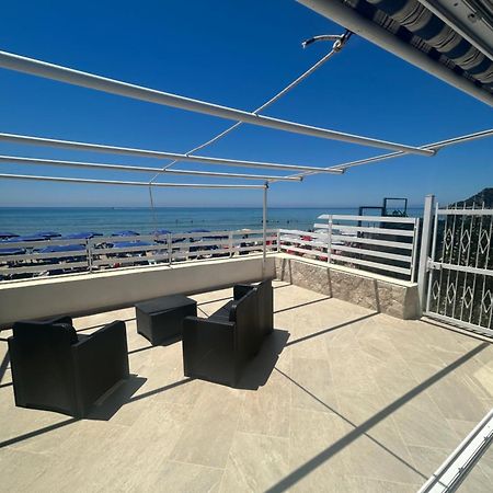 Palomera Luxury Apartment Sul Mare ガエータ エクステリア 写真