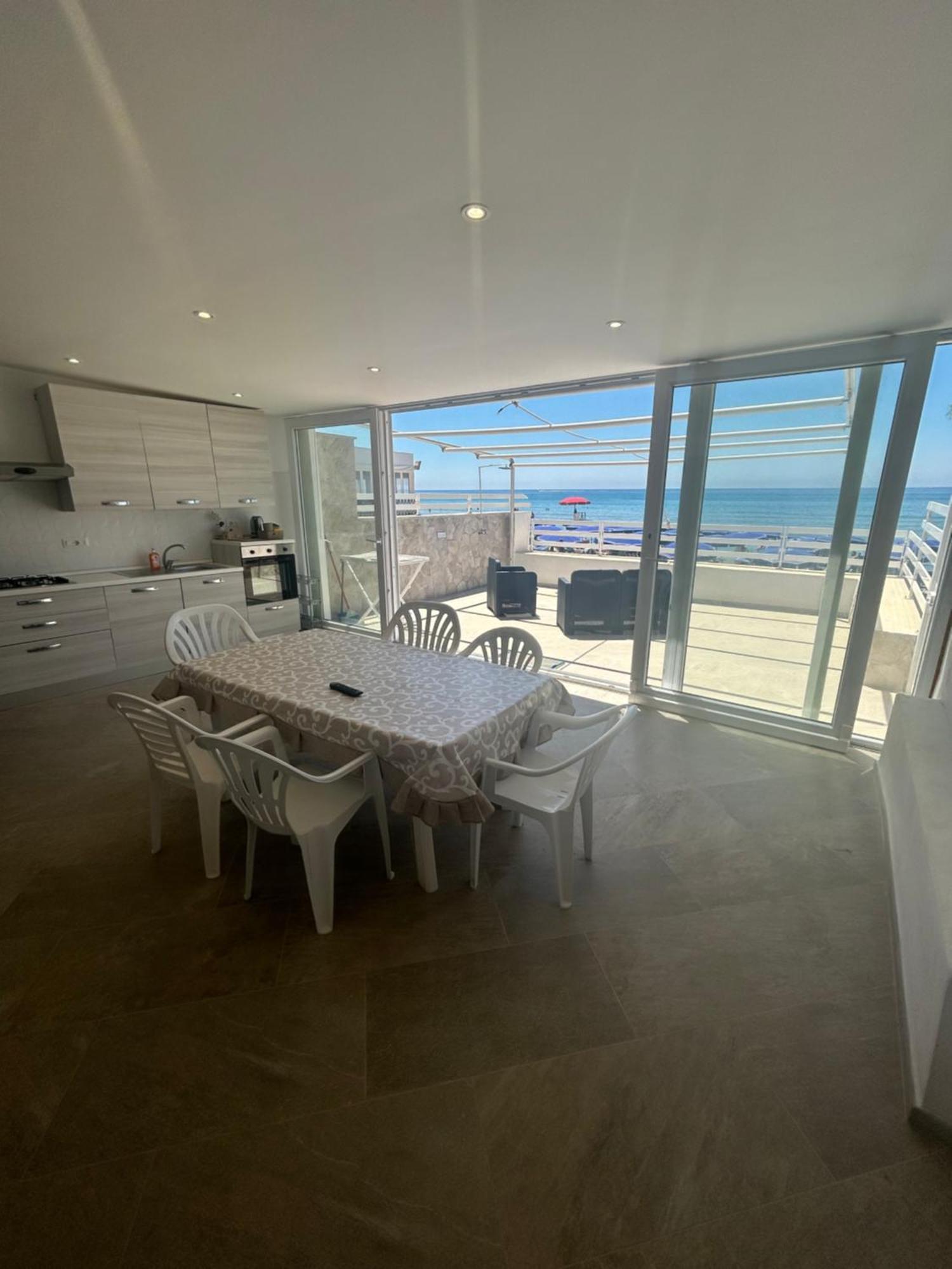 Palomera Luxury Apartment Sul Mare ガエータ エクステリア 写真